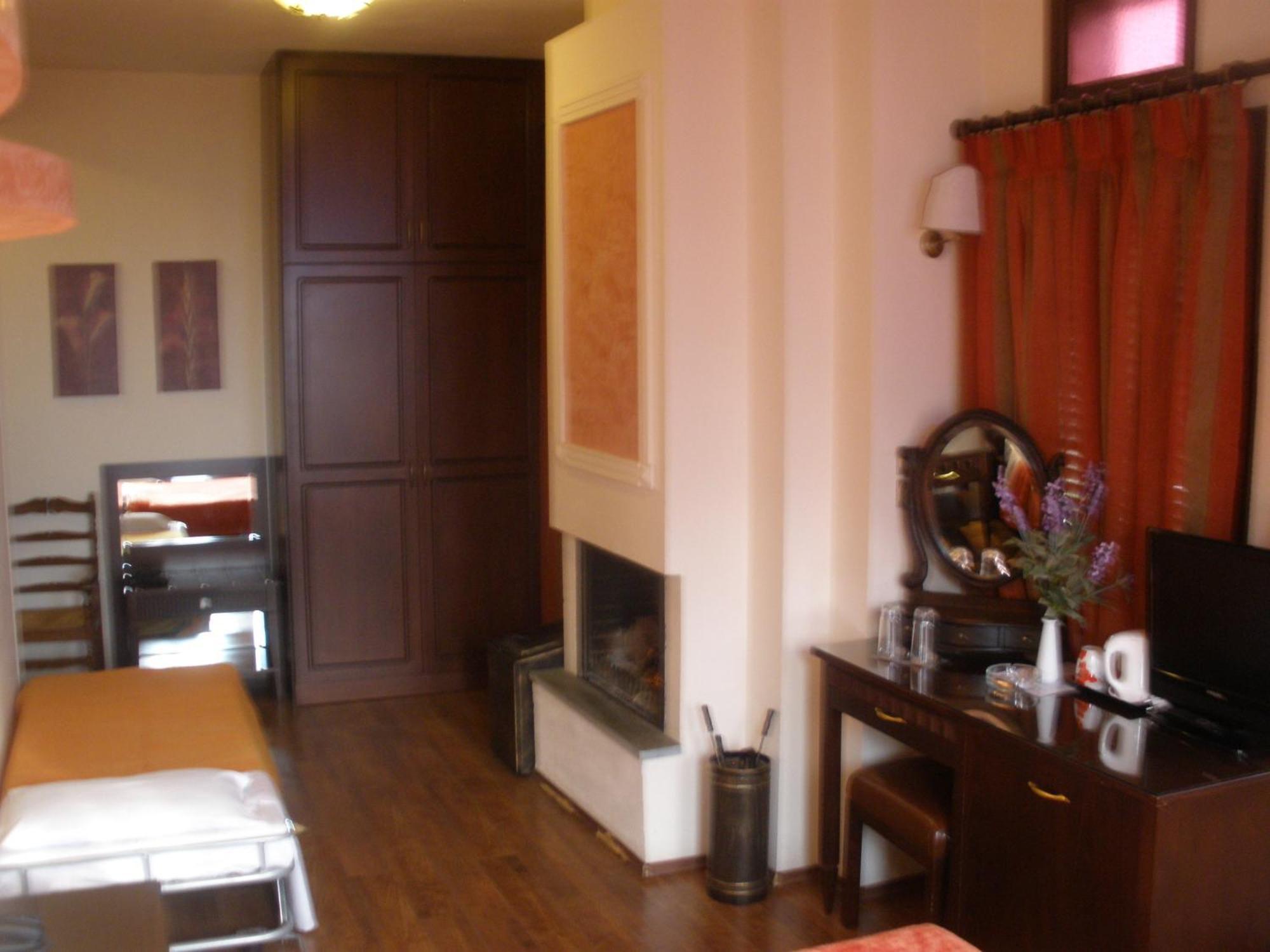 Pelias Hotel بورتاريا المظهر الخارجي الصورة